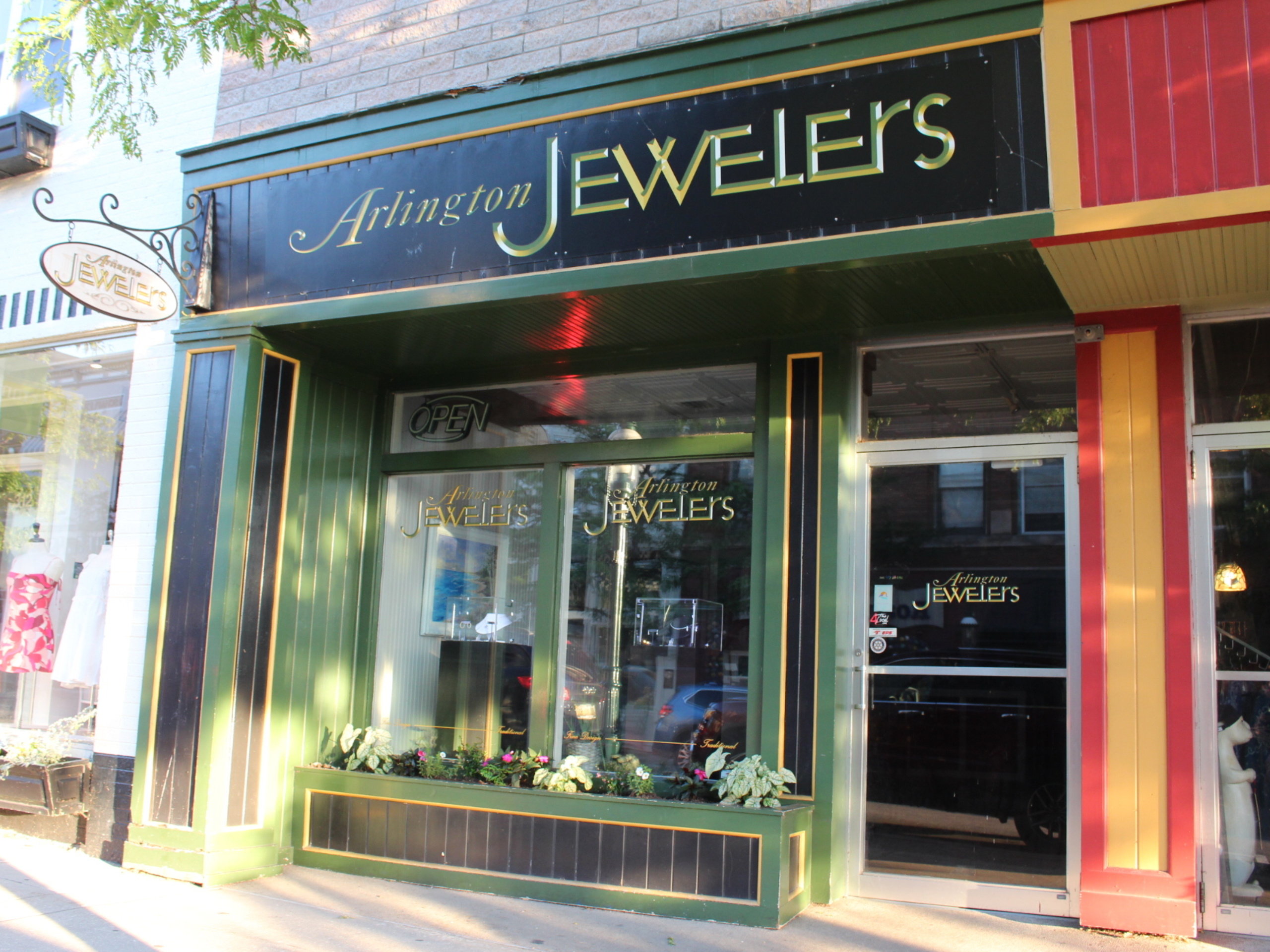 arlington-jewelers-downtown-petoskey