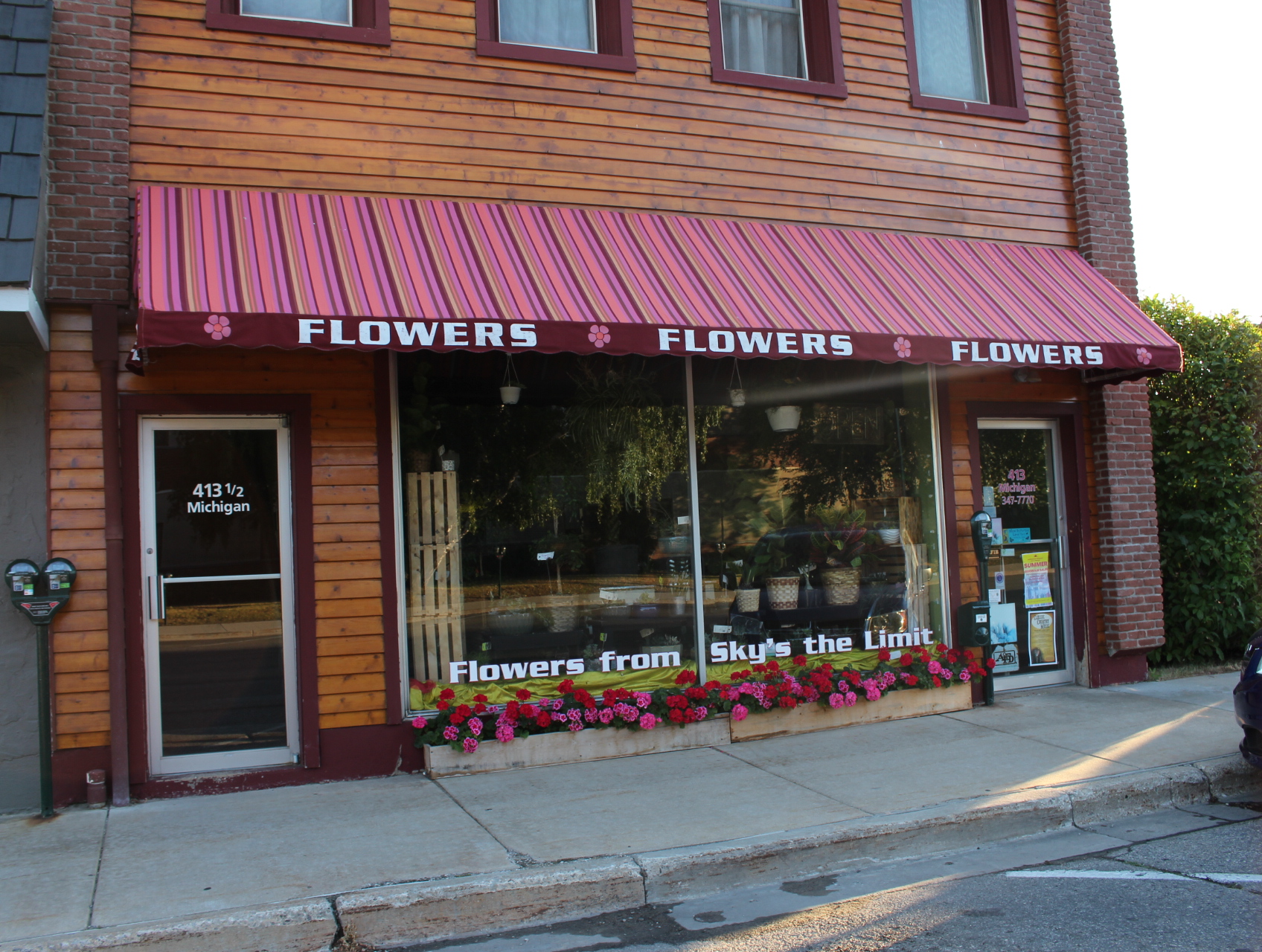 flowers-from-skys-limit-downtown-petoskey