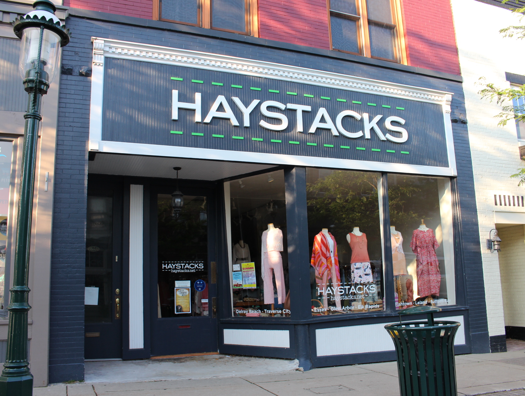 haystacks-clothing-downtown-petoskey