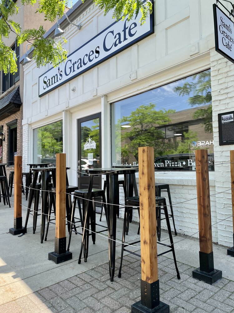 Sam's Graces Cafe outdoor eating area