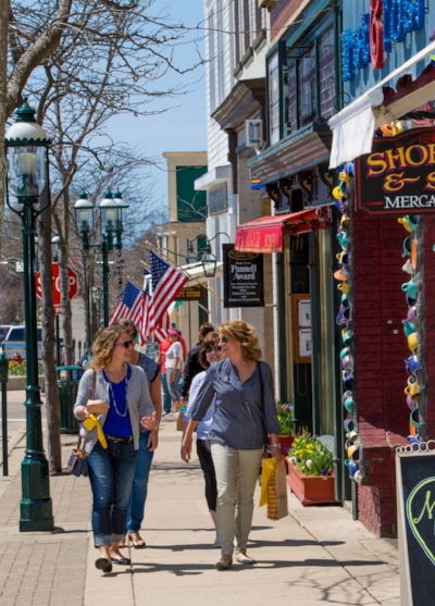 Visitors walking around petoskey